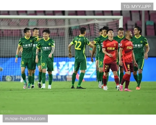 谢文能攻防两端全能表现 限制热菲尼奥同时贡献首开纪录